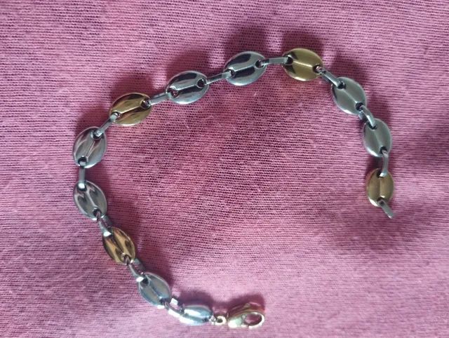 Pulseira de aço, prateado e dourado! pouco uso, não escurece - Foto 4