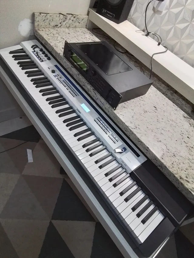 Produtos da categoria Pianos à venda no Goiânia, Facebook Marketplace