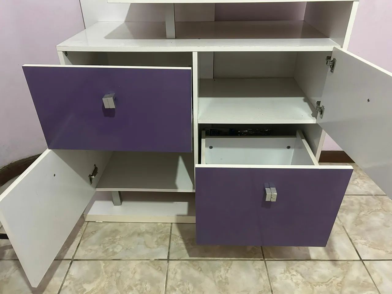 Cômoda Decorativa com 4 Gavetas e Bidê  - Foto 3