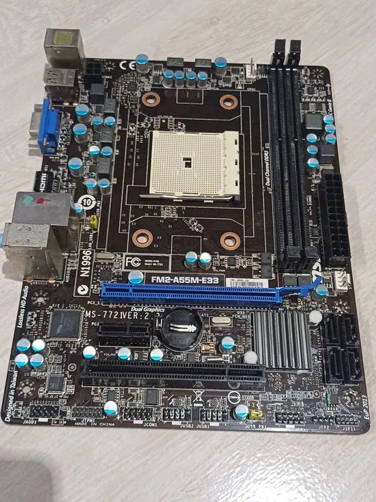 Placa mae ddr3 ,soquet FM2 ,bios atualizada