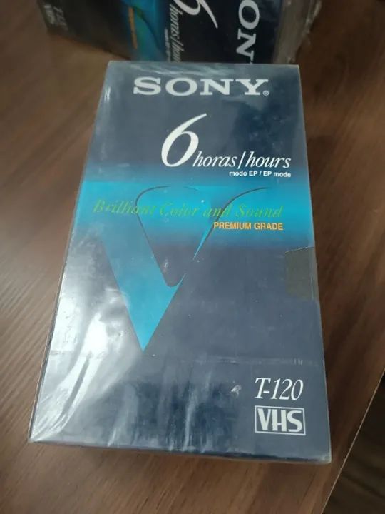 8 Fitas de Video Cassete VHS Virgens - Sony T-120 - Foto 2