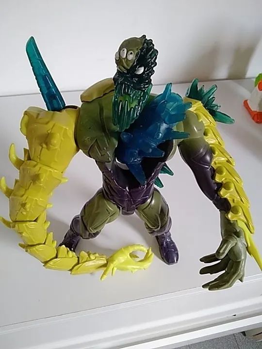 Max Steel Extroyer Mega Larva  - Foto 4