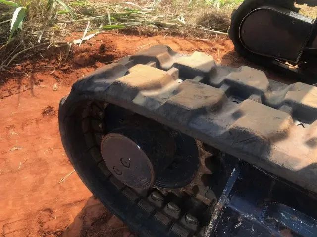 Mini escavadeira Yanmar Vio27 ano 2020 - Foto 5