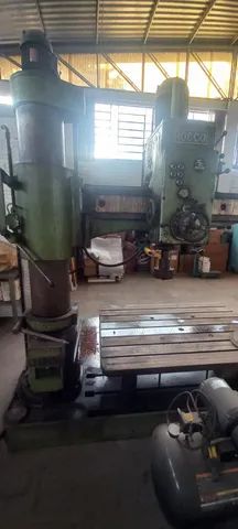 Furadeira Radial Rocco R-35-50-II Com mesa fixa 