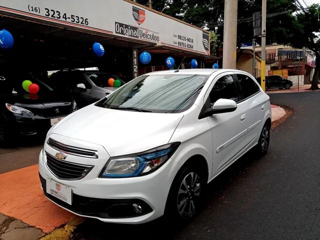 Chevrolet Onix 1.4MT LTZ 1.4 MPFI LTZ 8V FLEX 4P MANUAL por apenas R$  45.000