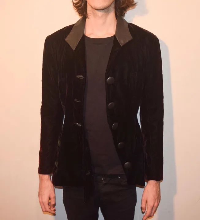 blazer de veludo cor vinho tamanho p