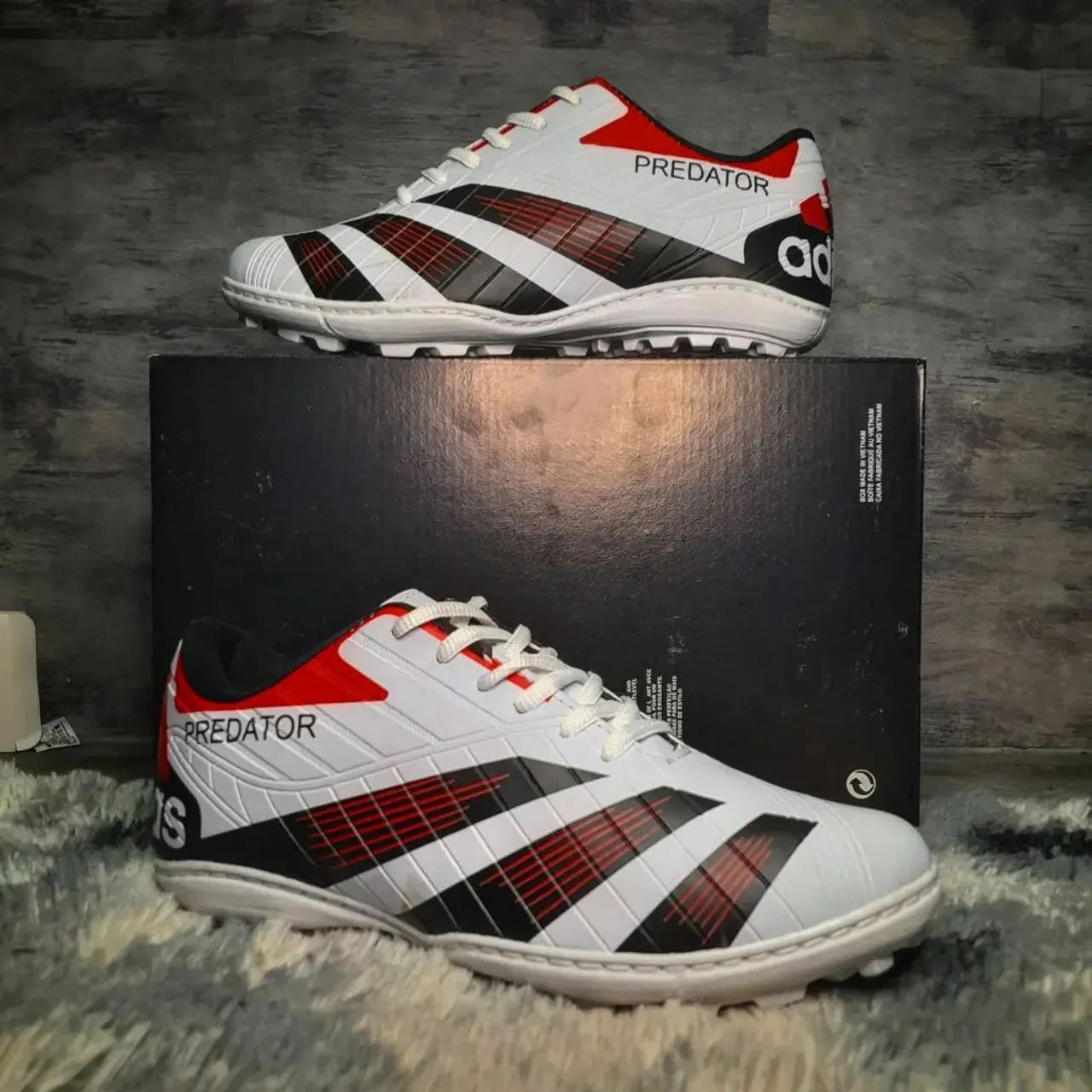 Chuteira Adidas predator Society 