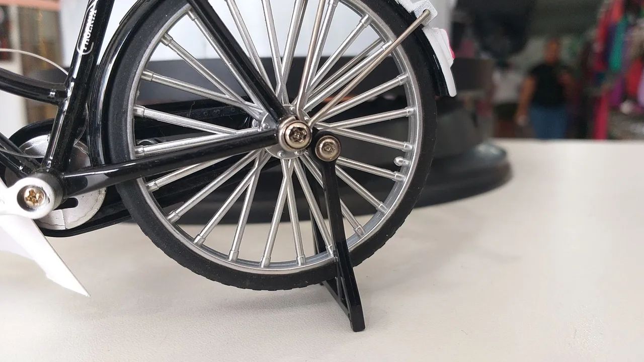 Bicicleta de Brinquedo -  Miniatura de Bicicleta Clássica - Foto 5