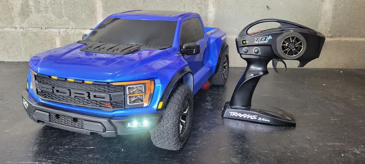 Automodelo Traxxas 1/10 Ford F-150 Raptor 