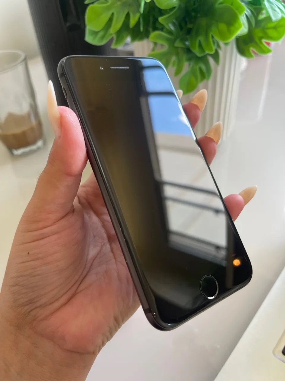iPhone 8