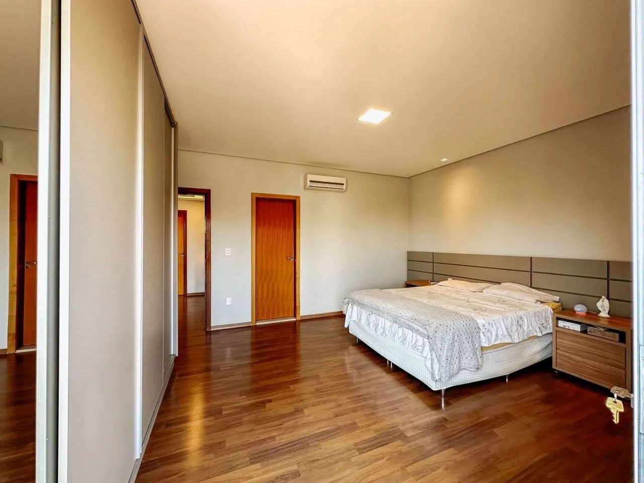 Casa no Condomínio Paradiso Ecológico com 4 suítes piscina área gourmet cozinha ampla - Foto 5