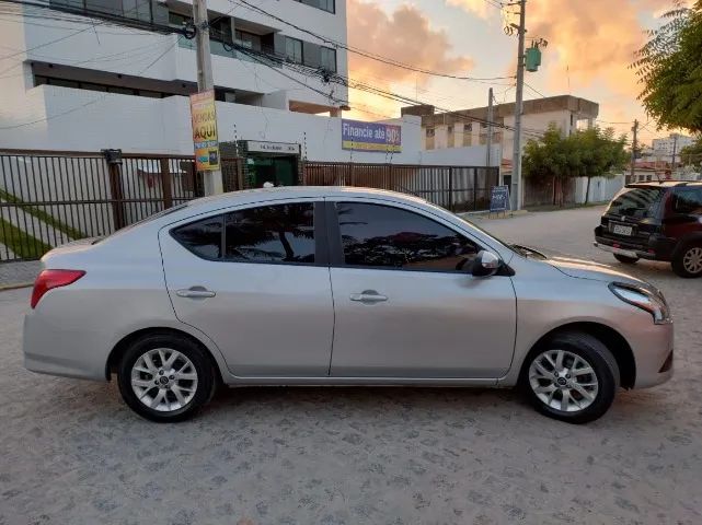 Nissan Versa SV 1.6 18/19 - Foto 4