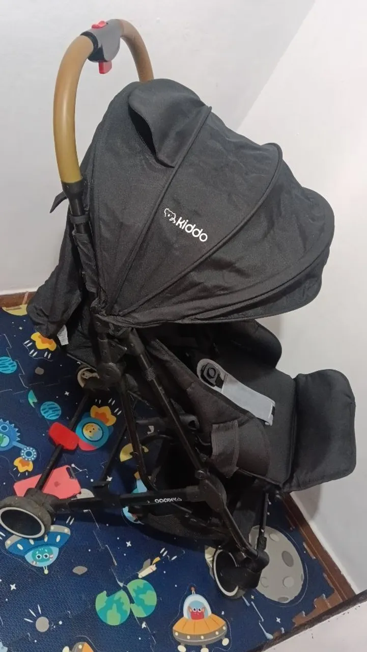 Carrinho de bebê kiddo