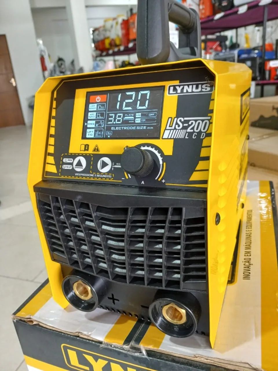 Maquina de solda nova na caixa mma e tig 200A em oferta poucas unidades