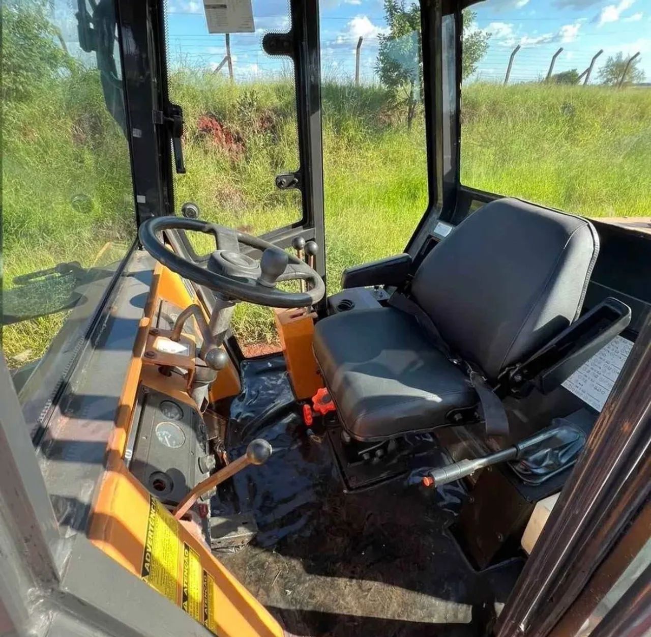 Pá carregadeira Case W20E - *Parcelamento Para Maquinários* - Foto 4