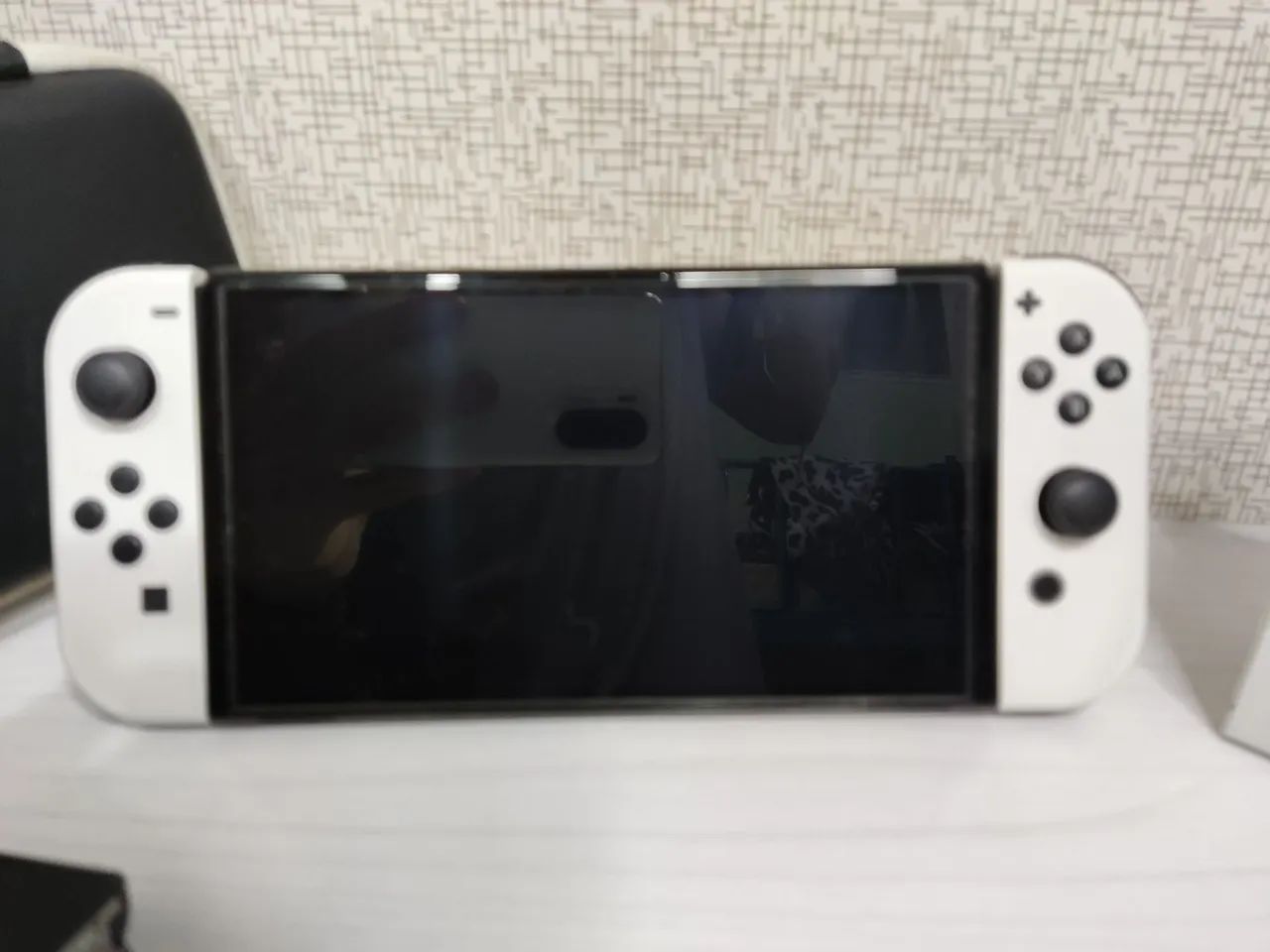 Nintendo Switch OLED desbloqueado + SD 128gb  - Foto 2