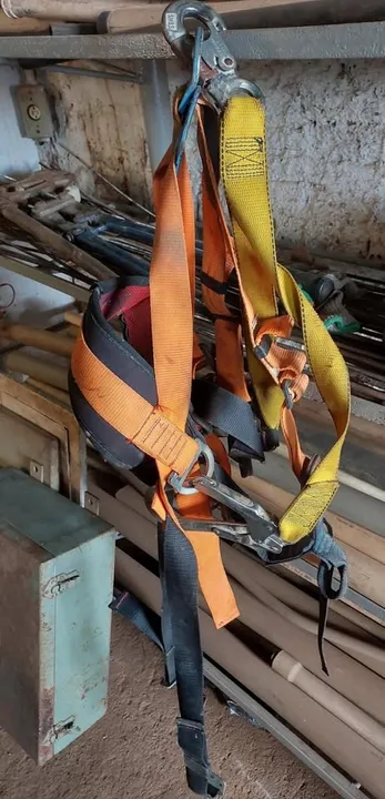 Cinto de segurança para Eletricista com talabarte completo