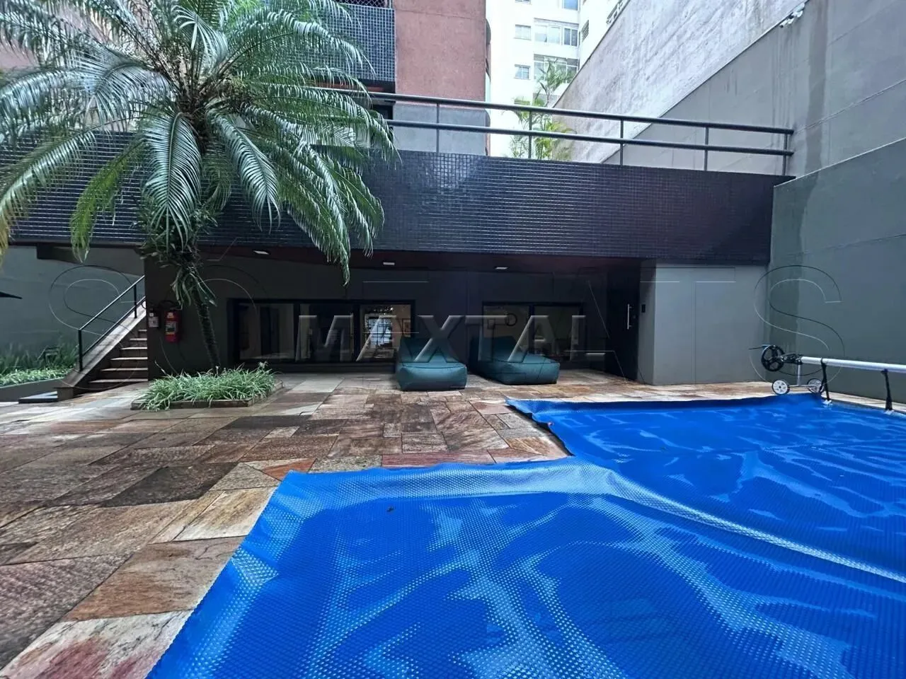 Flat para locação, de 48m², com vaga de garagem e lazer, próximo ao shopping Higienópolis.