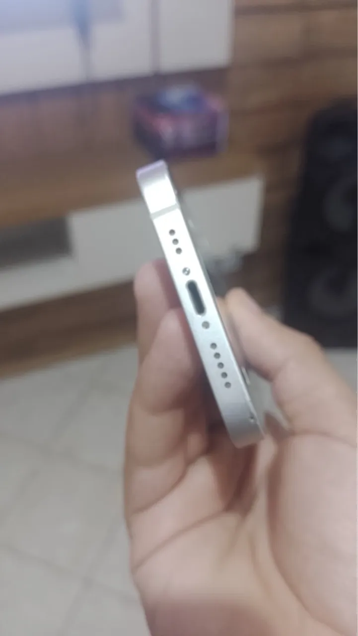 iPhone 12