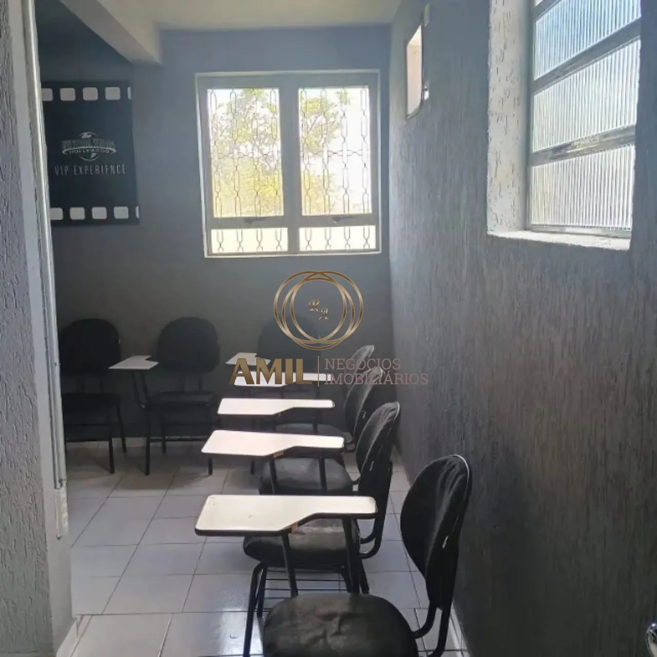 TT Aluga Ponto Comercial, 300 m², 2 Banheiros, 4 Vagas, Cidade Vista Verde - SJC - Foto 4