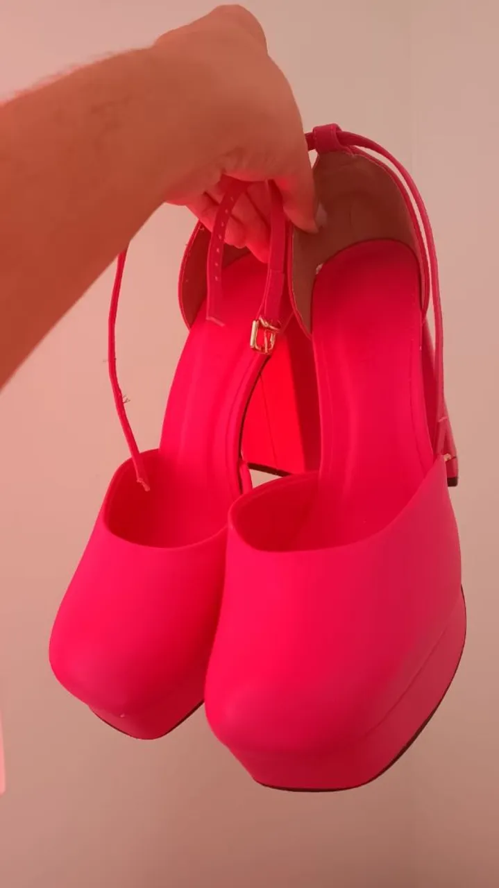 Salto alto meia pata rosa