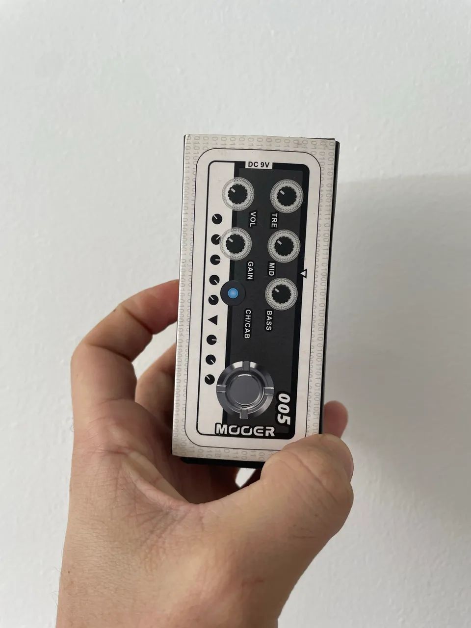 Pedal preamp mooer 005 brown sound 3 (evh 5150) - Instrumentos