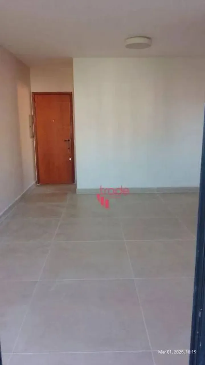 Apartamento à Venda de 03 Quartos no Bairro Jardim São Luiz em Ribeirão Preto com Sacada.