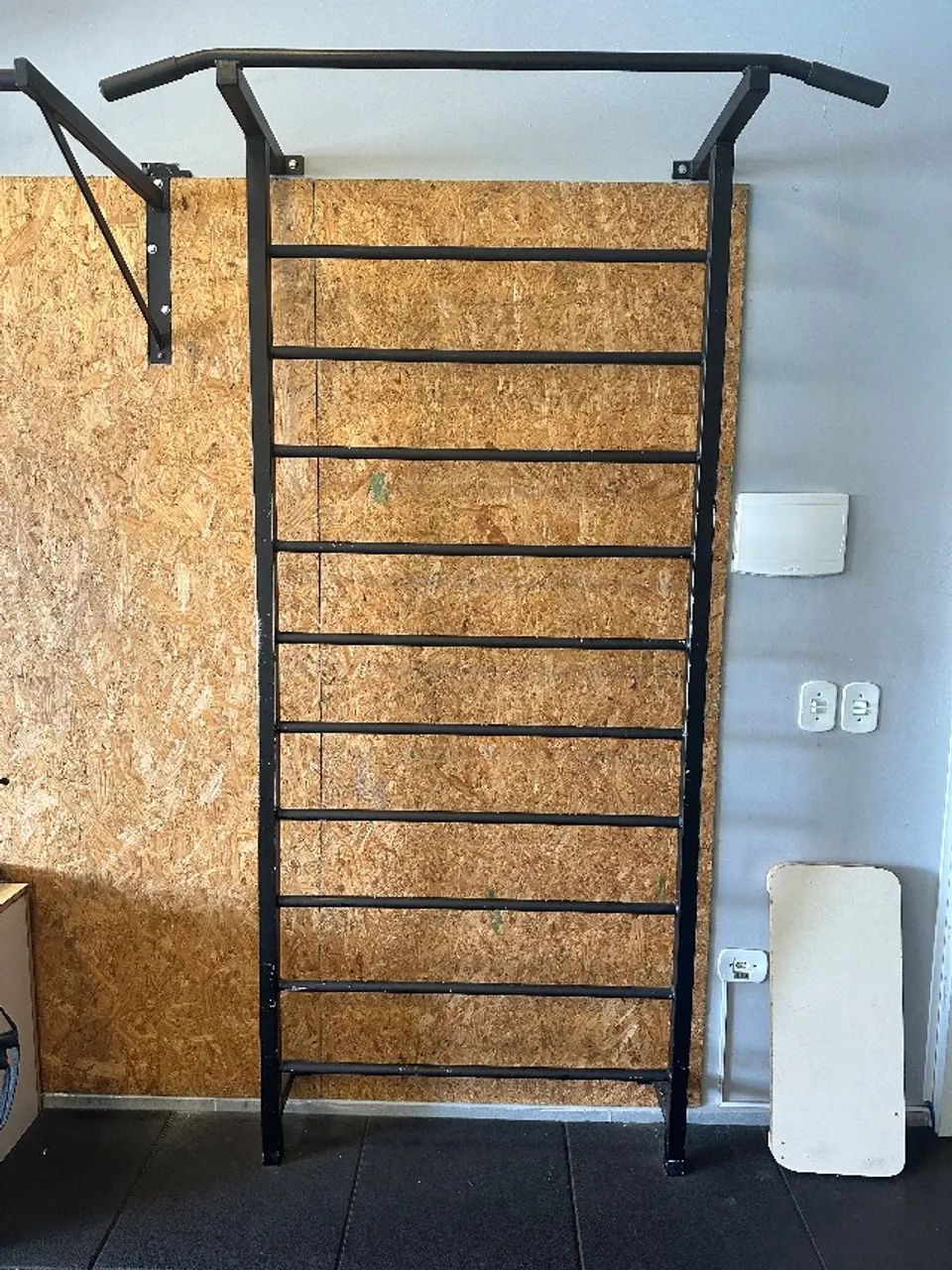 Espaldar para ginástica ou fisioterapia em ferro64314891607809120