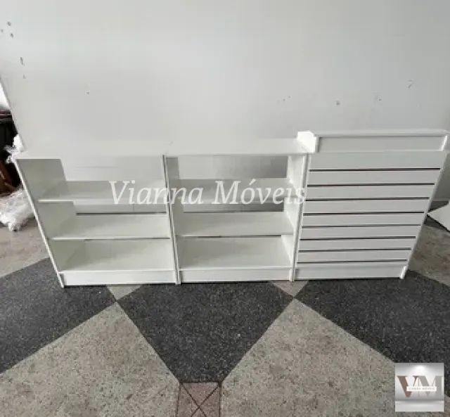 Balcão Caixa Canaletado + 2 Balcões Vitrine
