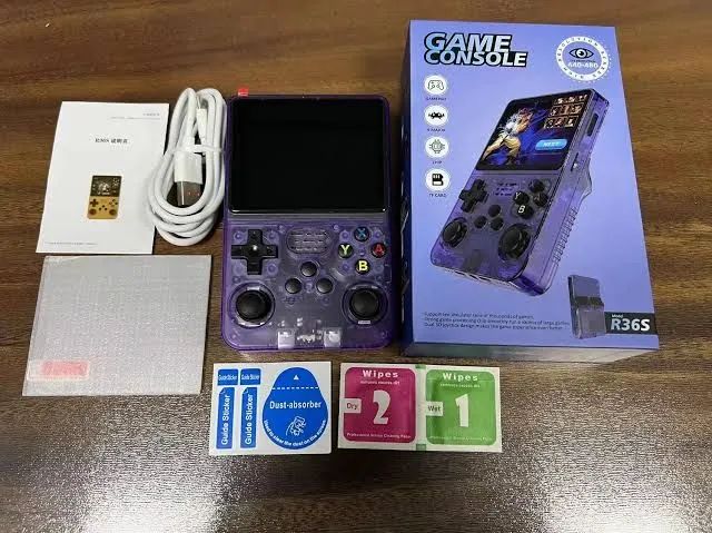 Console Portátil R36S