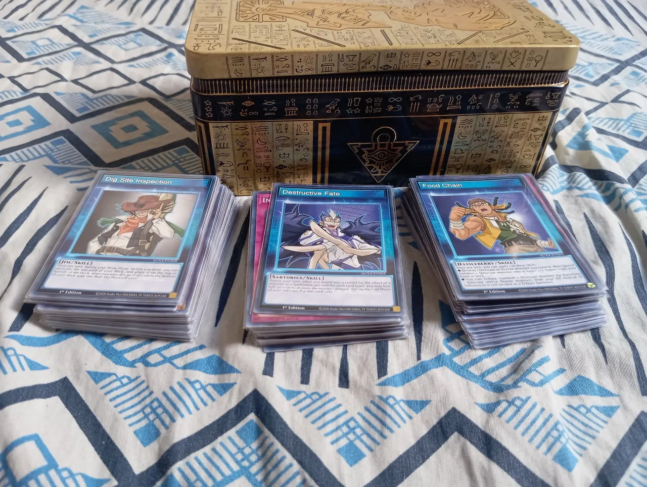Cartas Yu-Gi-Oh, 3 decks de speed duel +lata (cartas em inglês)