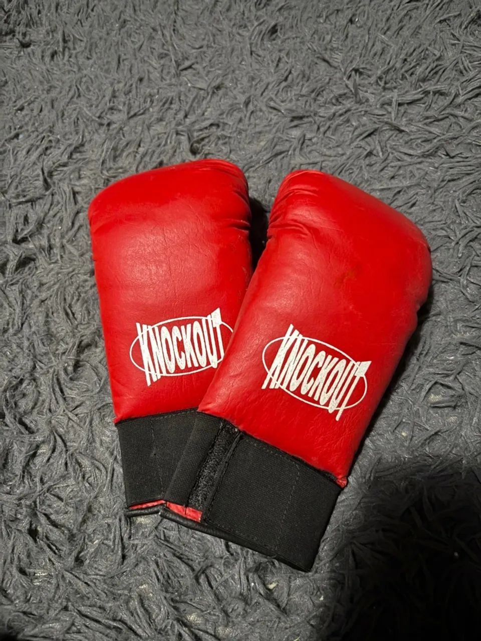 Luvas de Boxe/Karatê Knockout - Tamanho Único