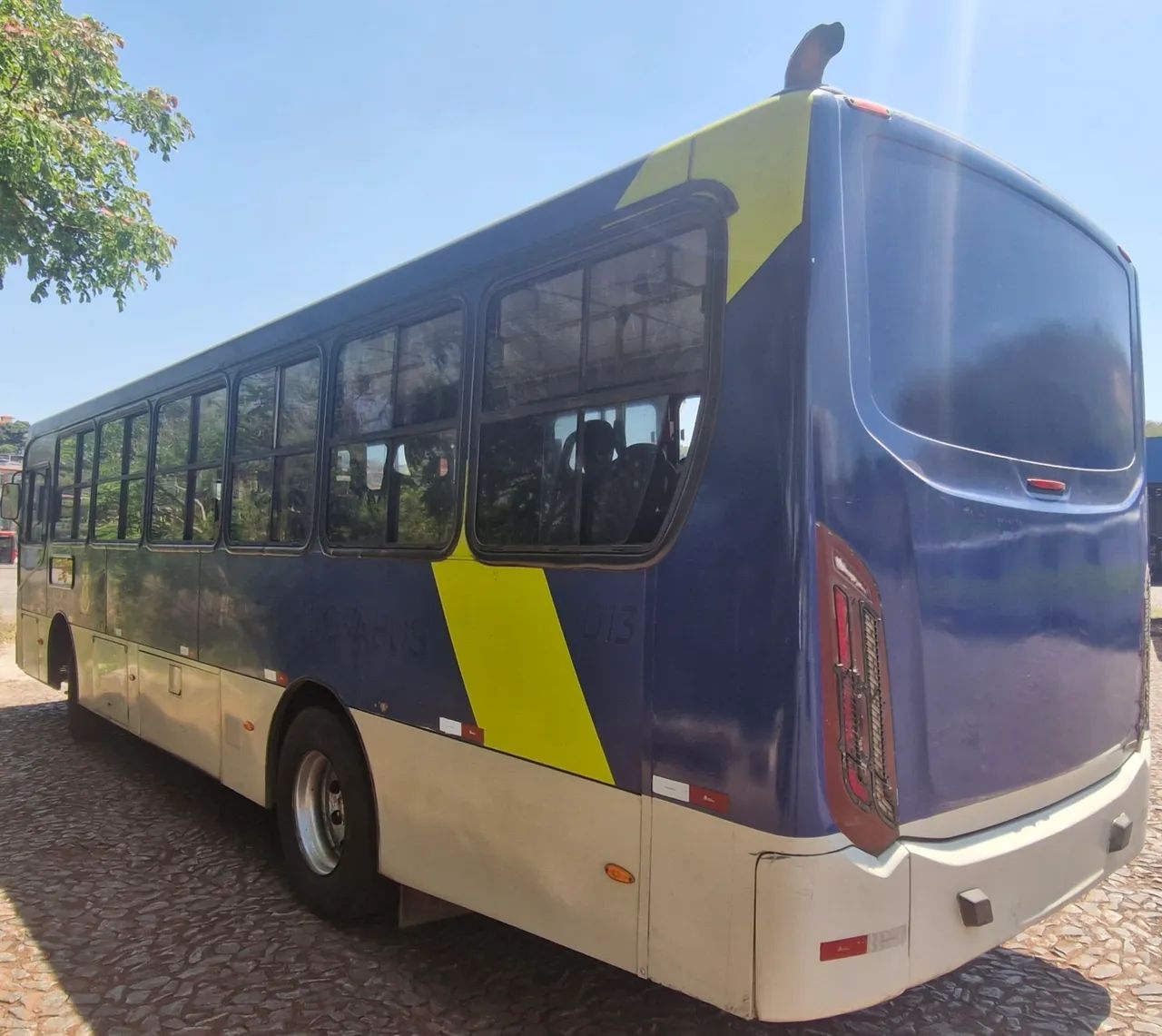 MICRAO MERCEDES-BENZ 1519 CURTO - Foto 2