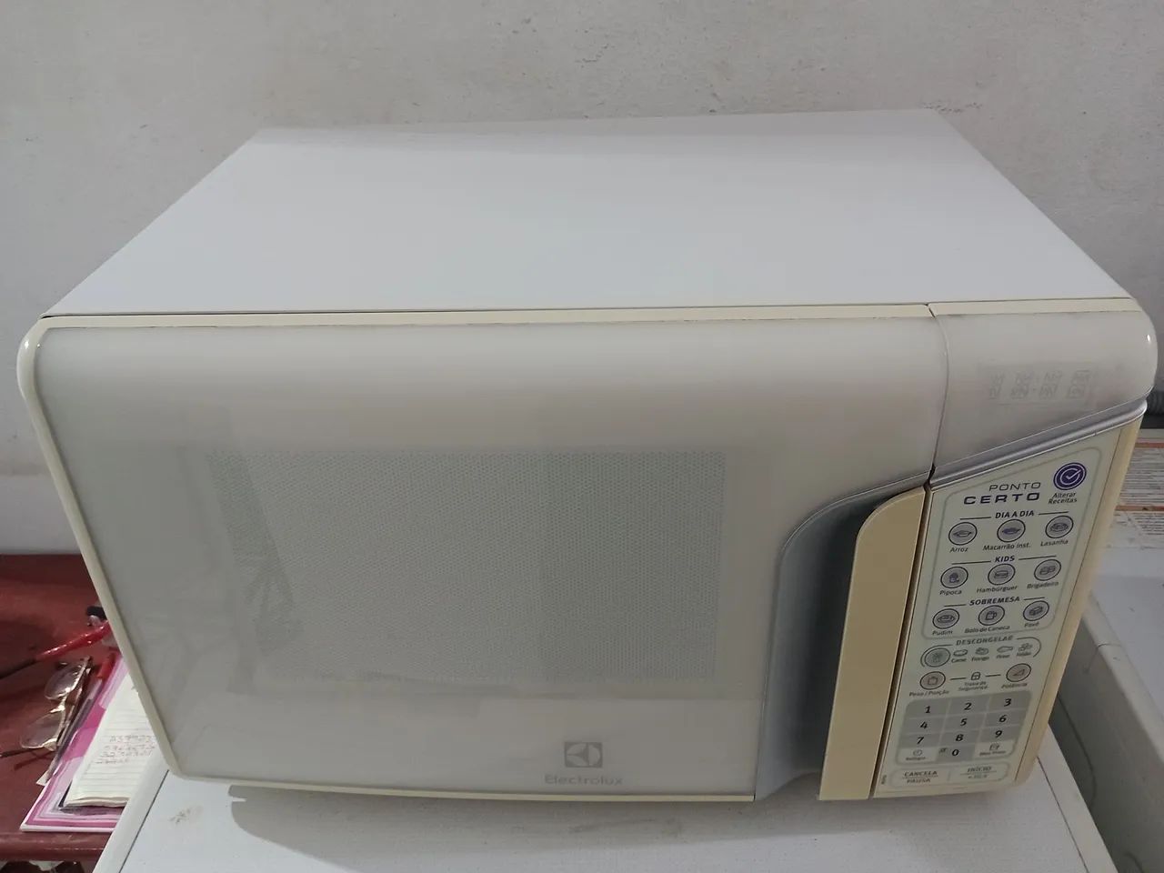Microondas Eletrolux 31 litros