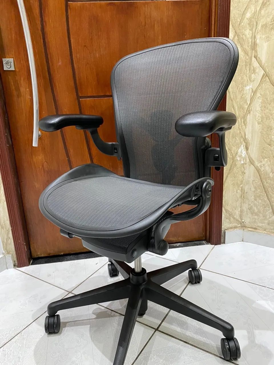 Cadeira Herman Miller new Aeron B Entrega grátis sp capital  - Foto 2