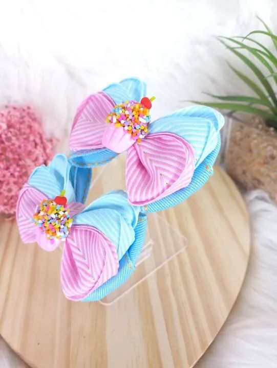 PAR DE LAÇOS CUPCAKE INFANTIL - Foto 4