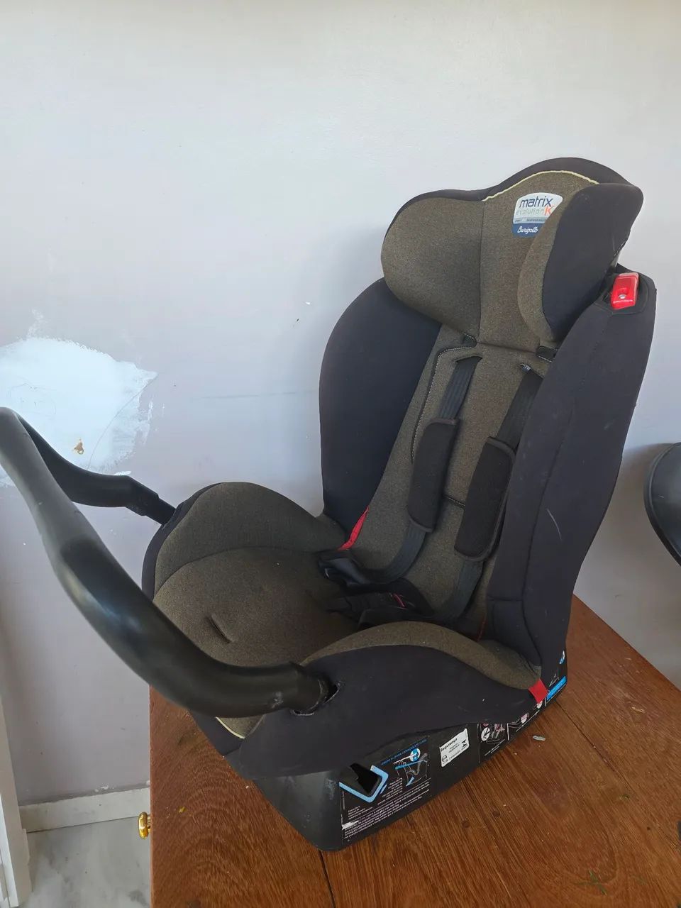 Cadeira infantil para pôr no carro (negócio valor) - Foto 2