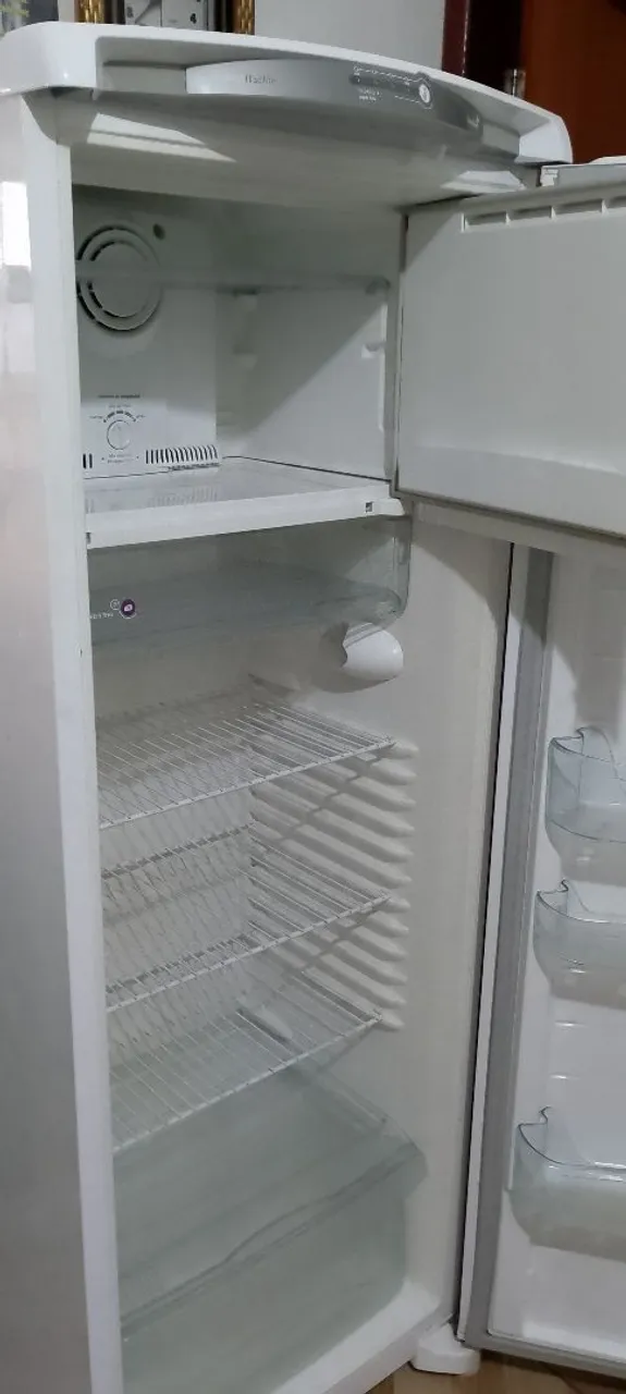 Geladeira Frost Free Brastemp