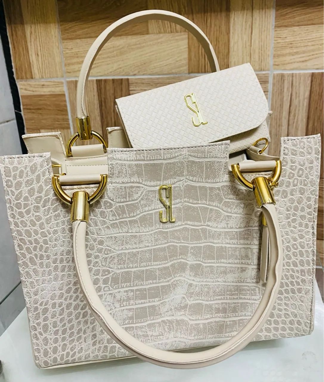 Bolsa Feminina Colorida com Design Moderno - Foto 3