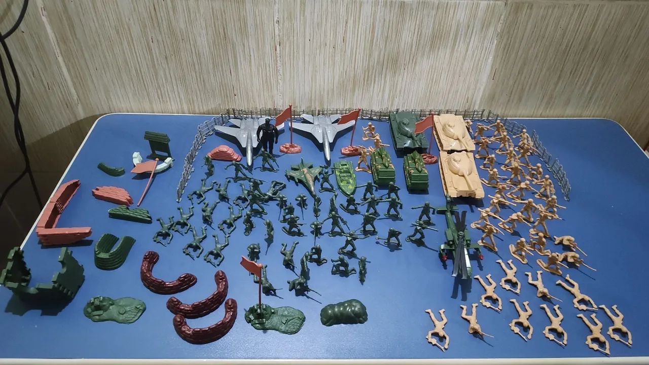 Soldados de brinquedo - Batalha épica!