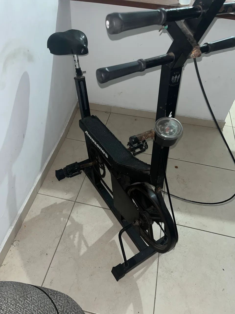 Bicicleta ergométrica usada - Foto 2