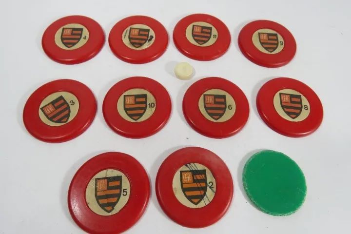  ANTIGO TIME DE FUTEBOL DE BOTÃO PANELINHA do FLAMENGO. Fabricação Estrela. Acompanha 01 B