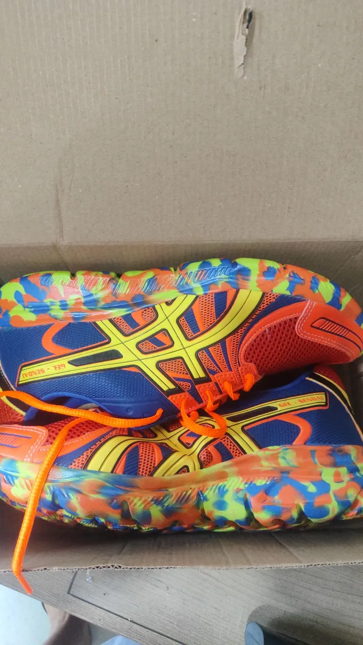 Tênis Asics Gel-Sendai Colorido - Conforto e Estilo