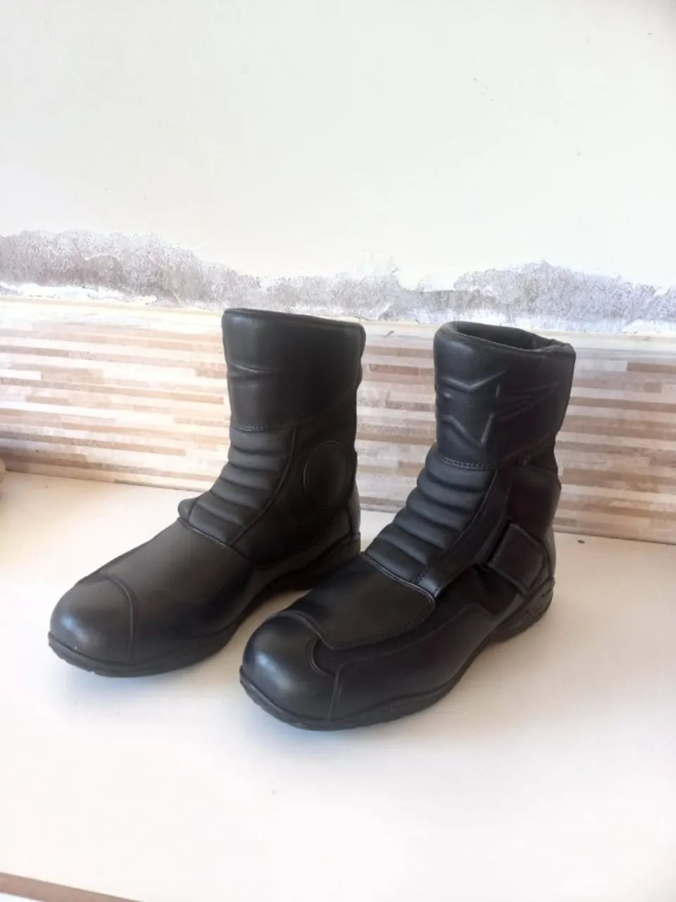 Botas Alpinestars de couro e cordura aprova d´água, tamanho 42 BR