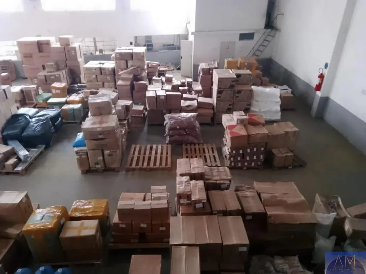 Galpão/Prédio Comercial à Venda em Afogados