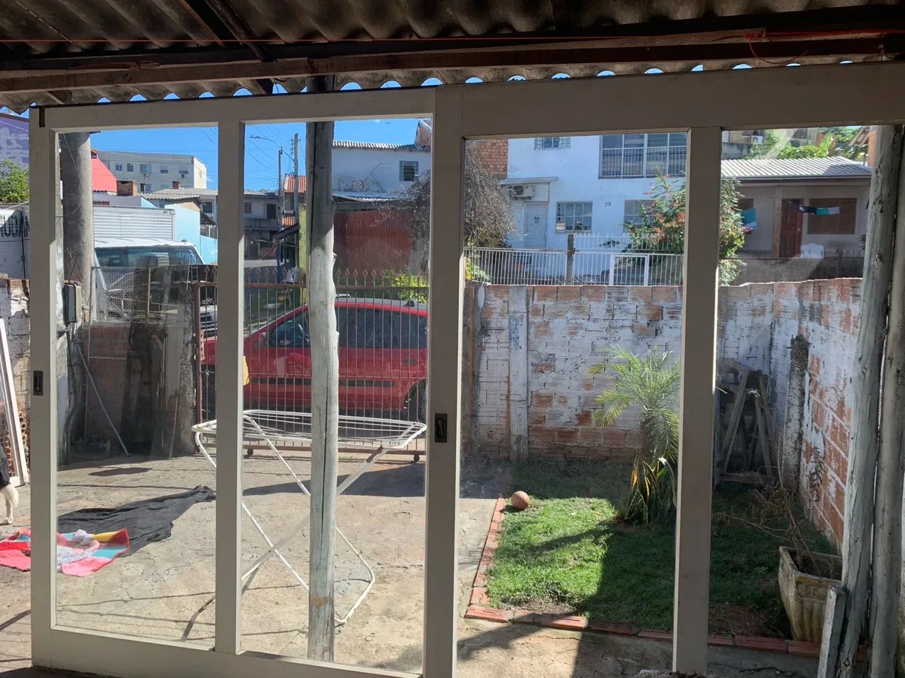Portas de correr em vidro e madeira 2.66x1.66 cada folha 