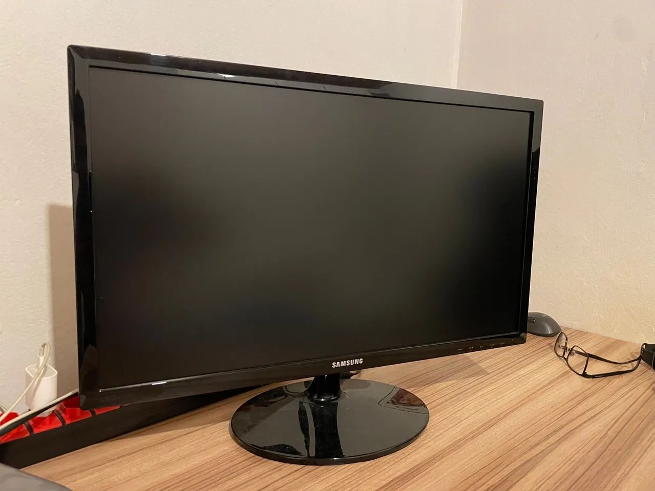 Monitor Samsung 24 polegadas Led Full HD, HDMI, 1Ms, 75Hz, Samsung