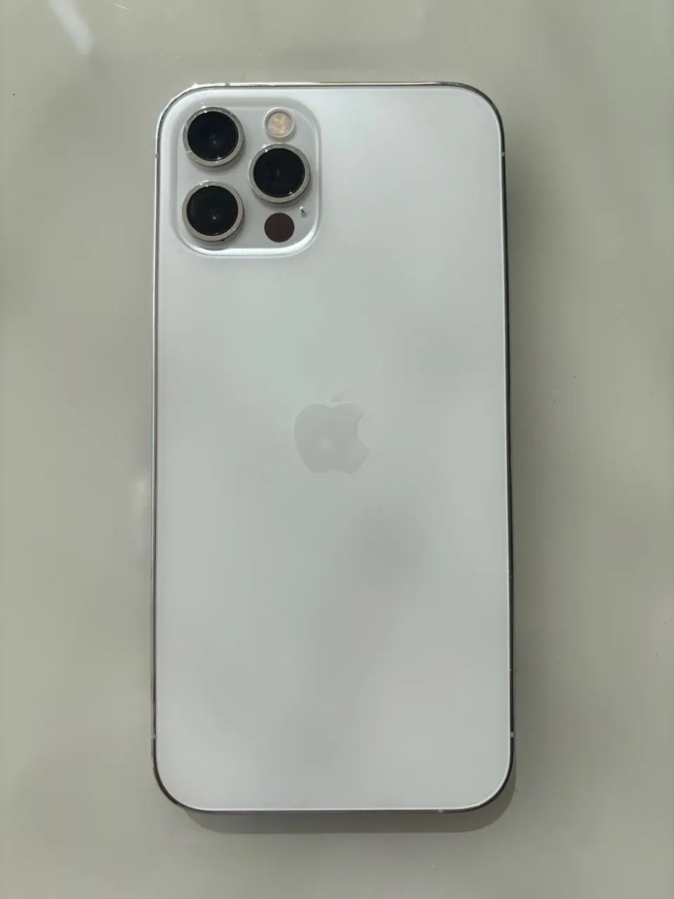 iPhone 12Pro Silver 256GB com Caixa - Celulares e