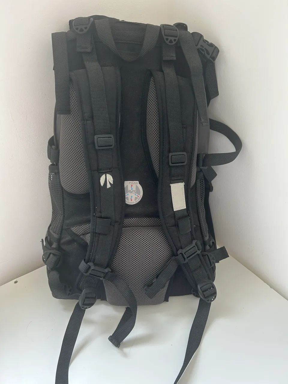 Mochila Camping/ Alpinismo/ Trilha e Viagem + travesseiro inflável  - Foto 3