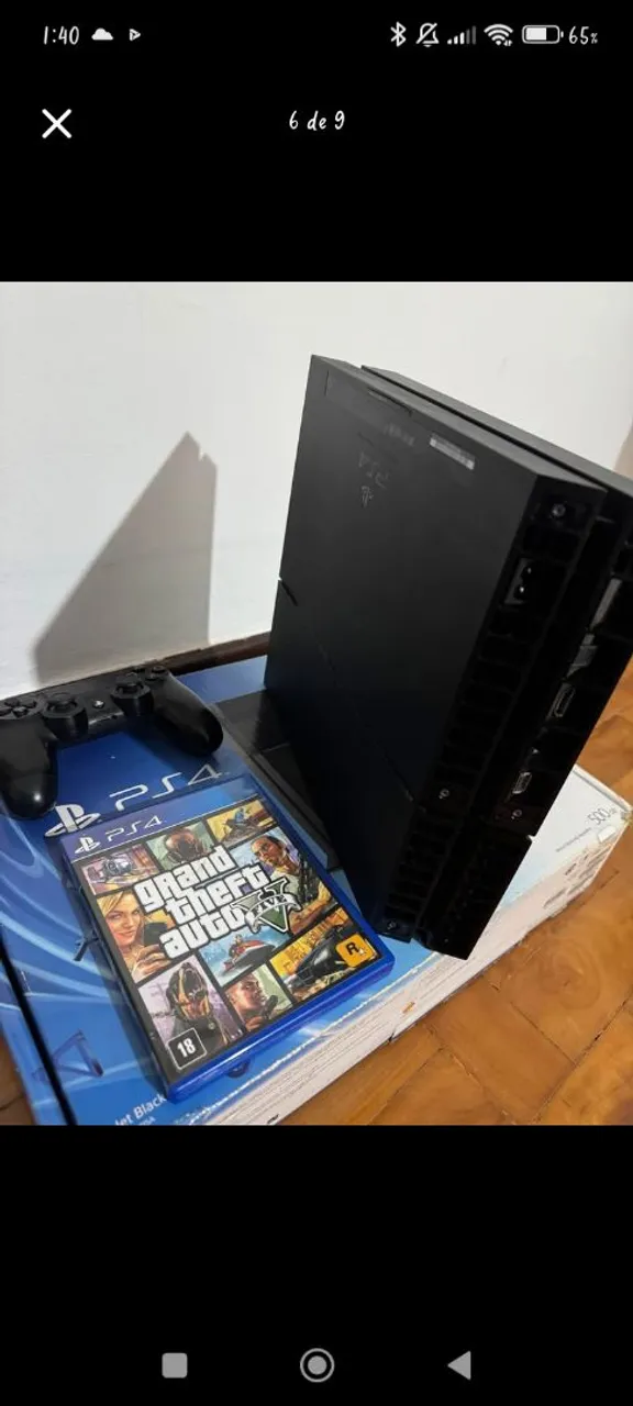 Playstation 4 com GTA V e Outros Jogos..